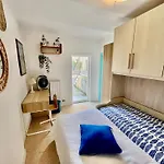 Apartment Casa Della Stazione A 100m Dal Mare, Spazio Per Bici Pietra Ligure