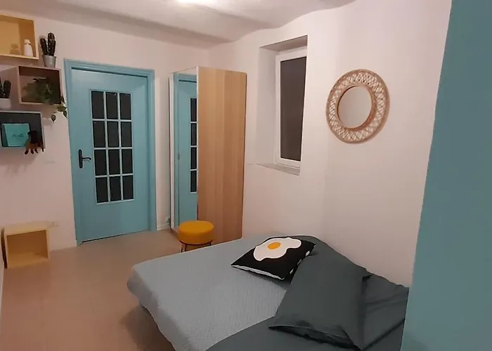 Casa Della Stazione A 100m Dal Mare, Spazio Per Bici Appartement Pietra Ligure